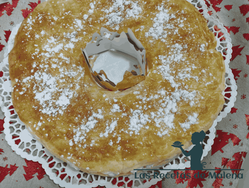 Roscón de Reyes de hojaldre y nata. Para los más impacientes